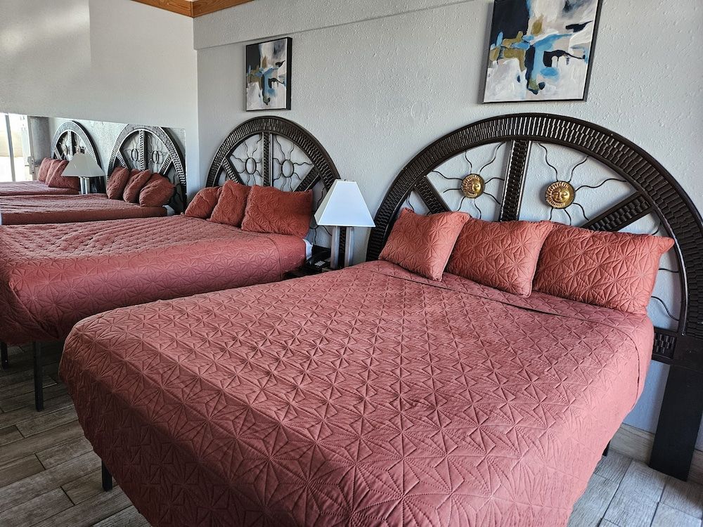 Motel 9 Comfort Double Room 2