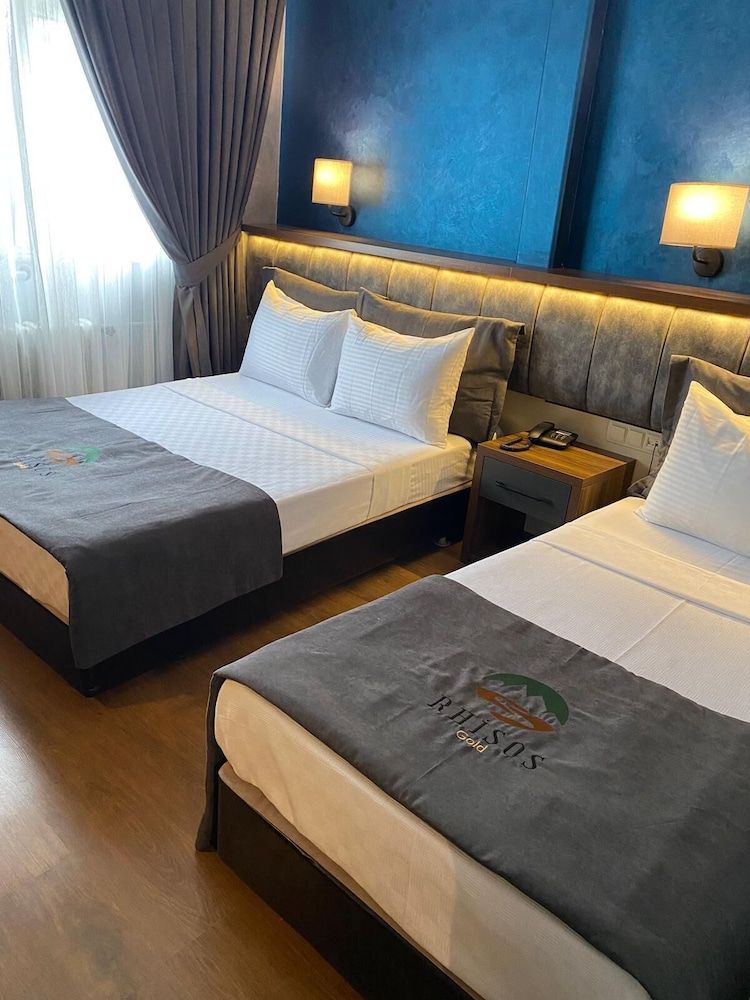 Rhisos Gold Otel Standard Quadruple Room