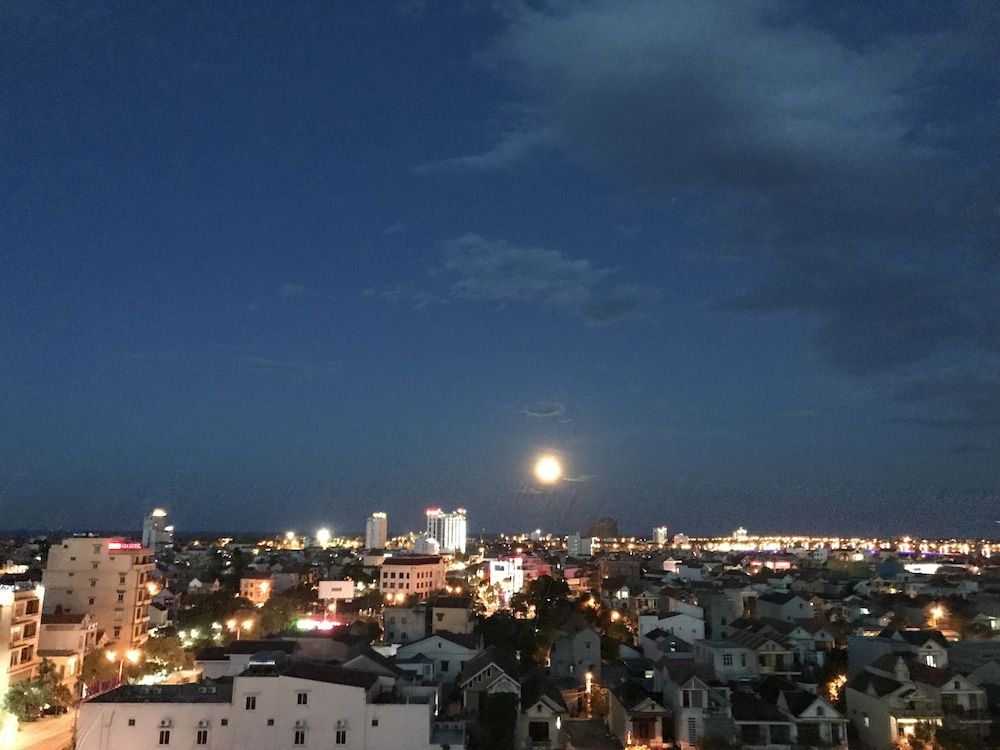Windy Hotel Quang Binh Panoramic Room, Balcony, City View 4
