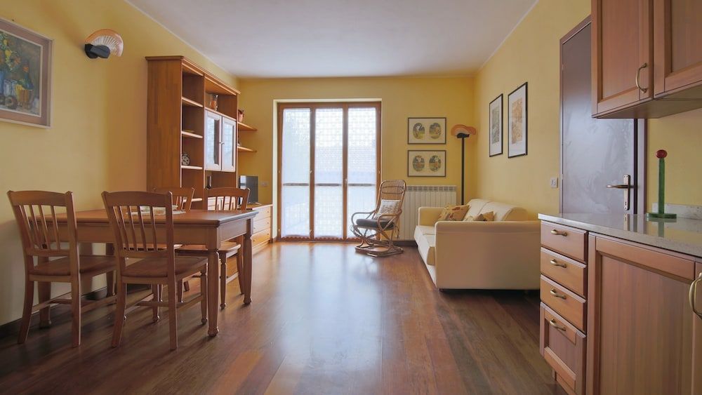 Apartment (1 Bedroom)