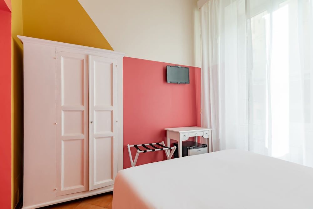 Hotel Infinito Standard Double or Twin Room 3