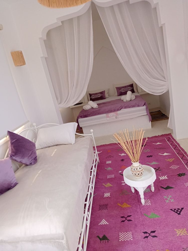 Le Khan Mogador Family Quadruple Room 2