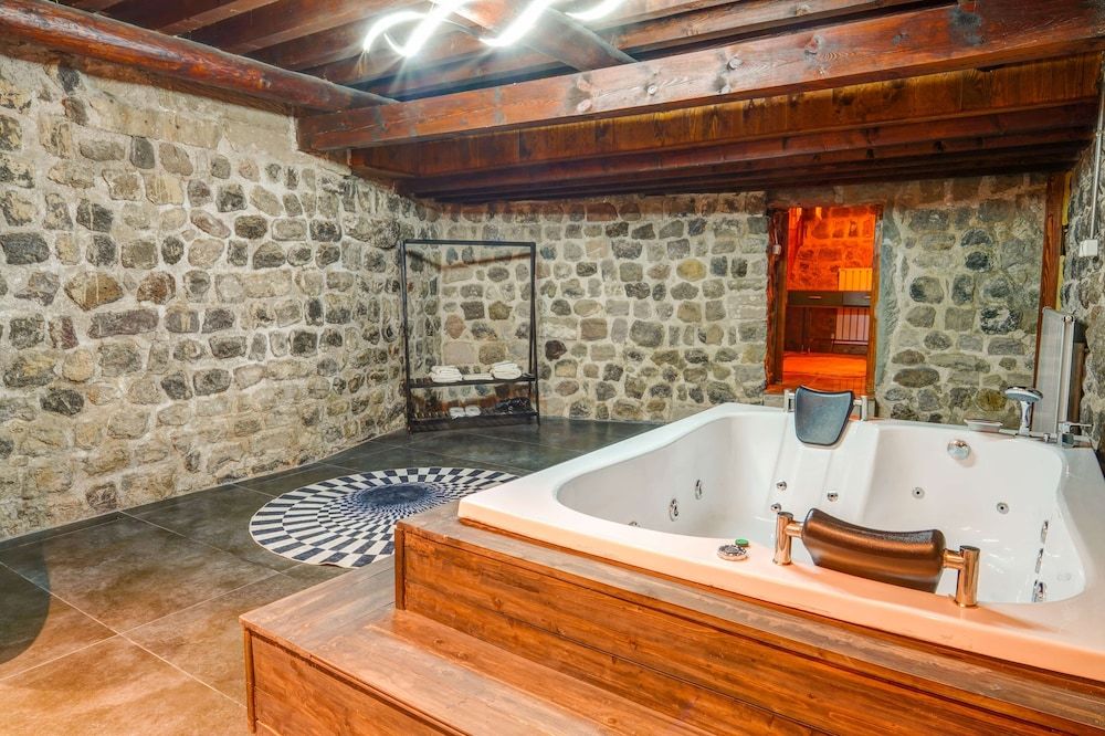 Kerem Ile Asli Hotel Family Room, 2 Bedrooms 9