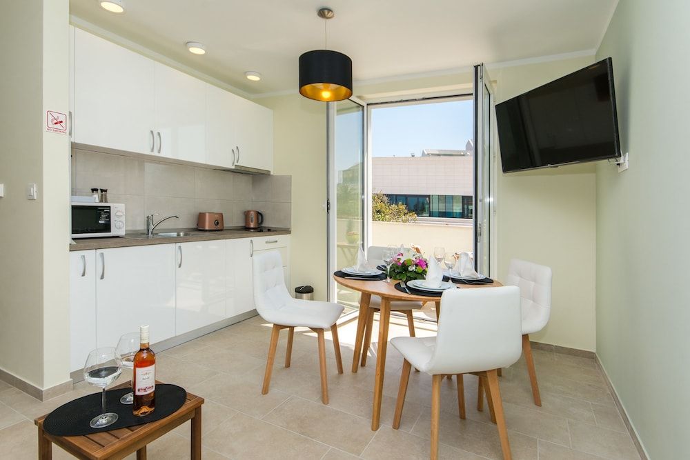 undefined Apartman Sensation 6