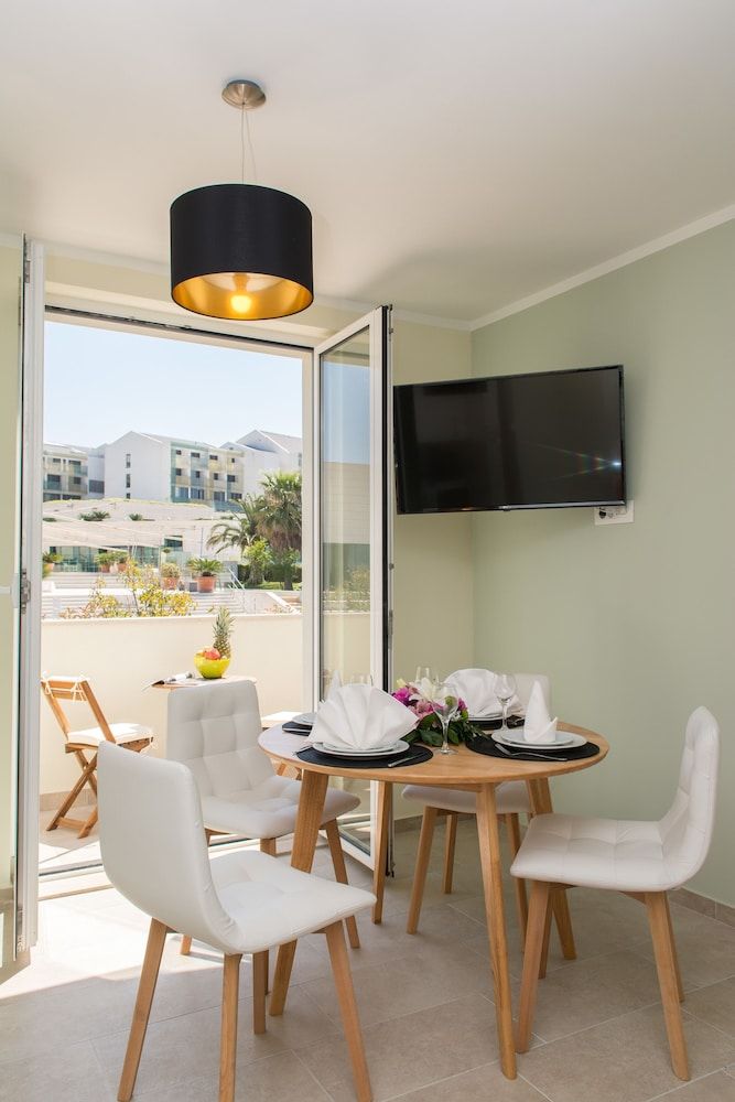 undefined Apartman Sensation 5