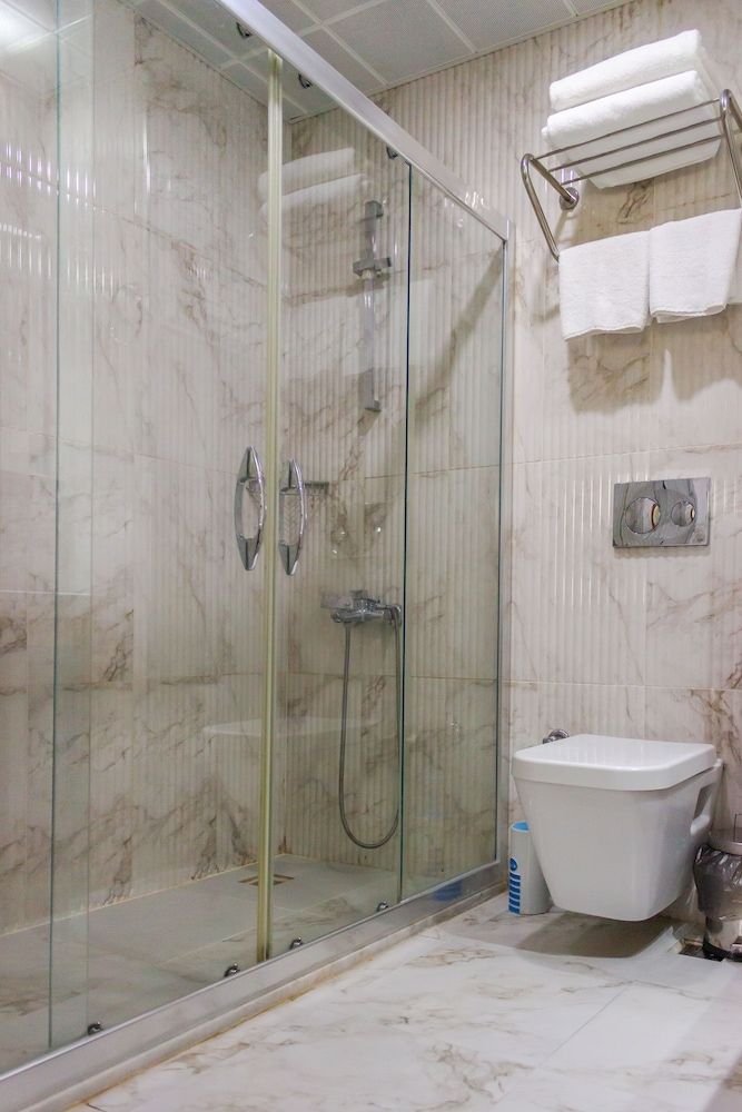 Aydin Cemberlitas Otel Room (5 People) 5