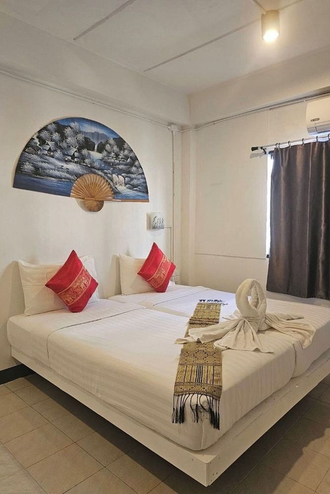 Remember @ Phuket Town Standard Twin Room 2