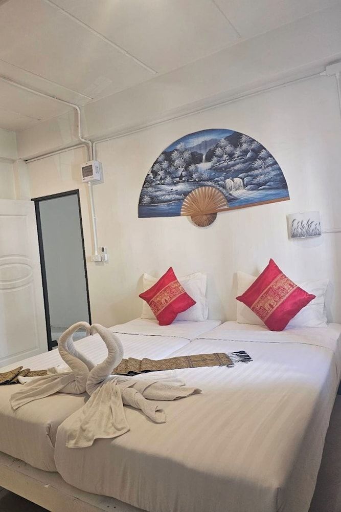 Remember @ Phuket Town Standard Twin Room 3