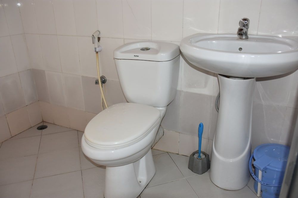 undefined Dar eco backpackers 8