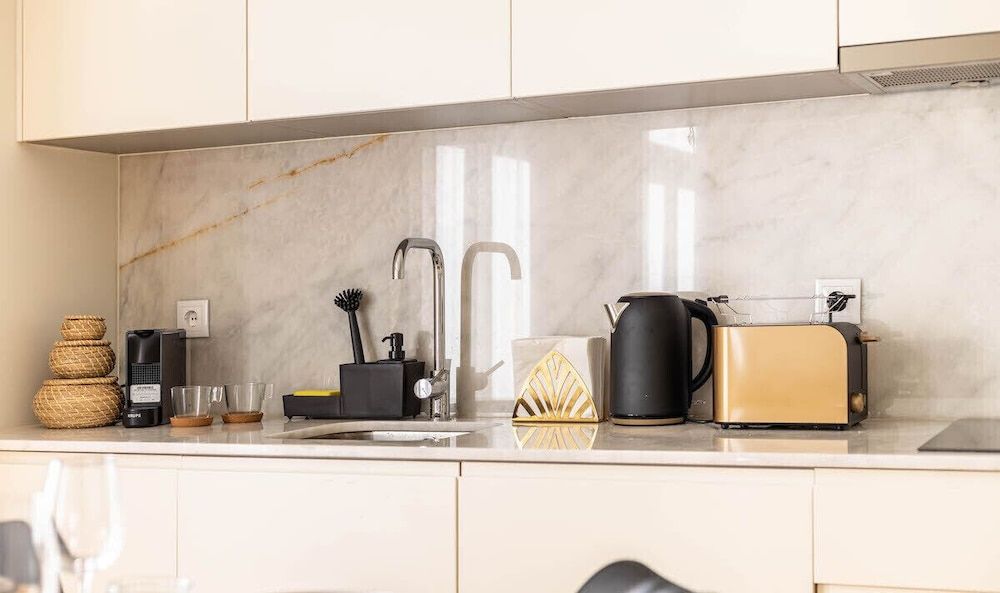 undefined Bonja1 Light-filled Apartment w/ Balcony +AC 3