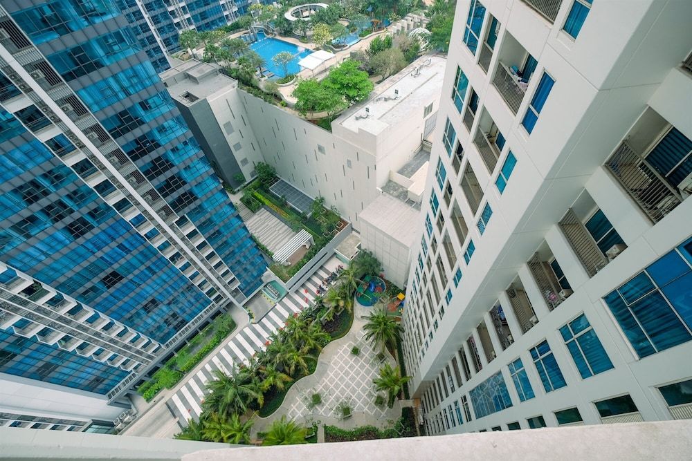 undefined Strategic 1BR Casa Grande Apartment near Kota Kasablanka Mall 2