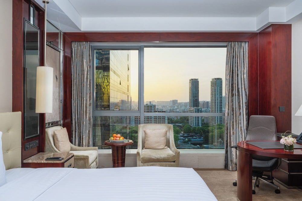 Pan Pacific Ningbo Superior King Bed Room 8