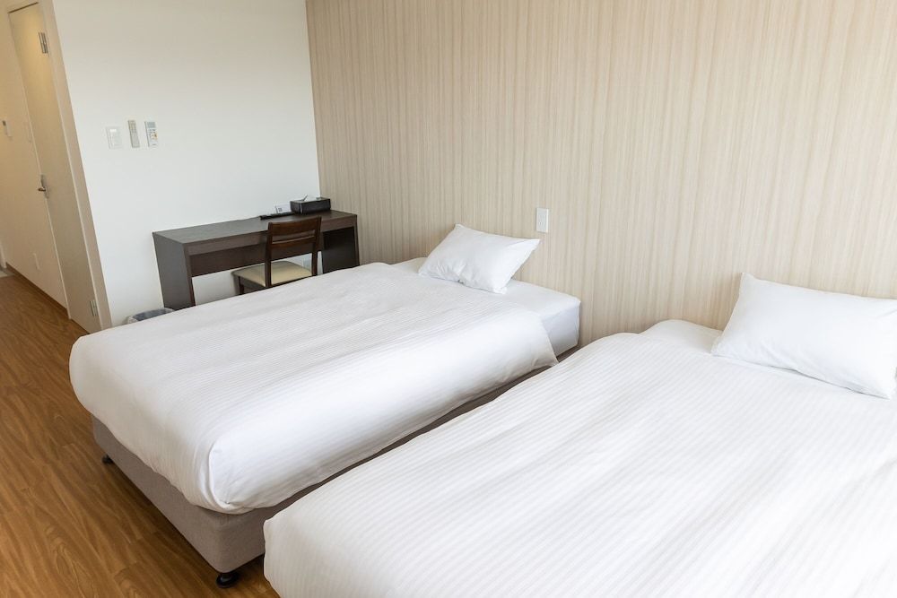 Comfort Twin Room, Multiple Beds, Non Smoking, Refrigerator & Microwave
