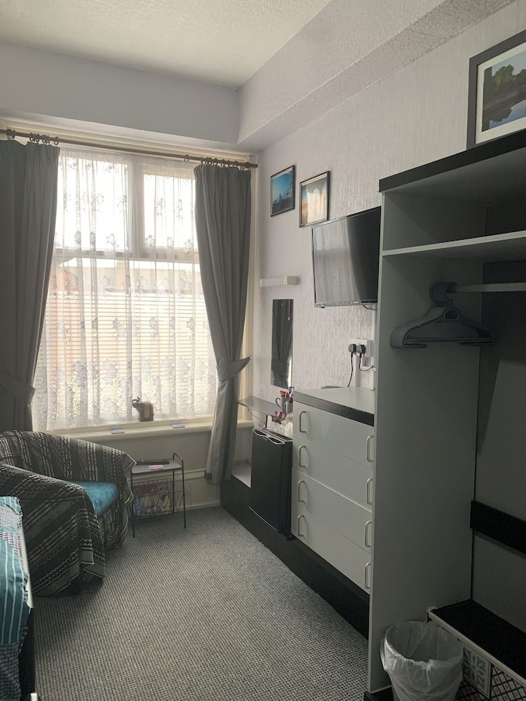 The Hornby Villa B&B Family Room (1 Child) 7