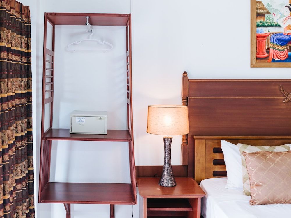 Rendezvous Oldtown Chiangmai Double Room with Balcony 15