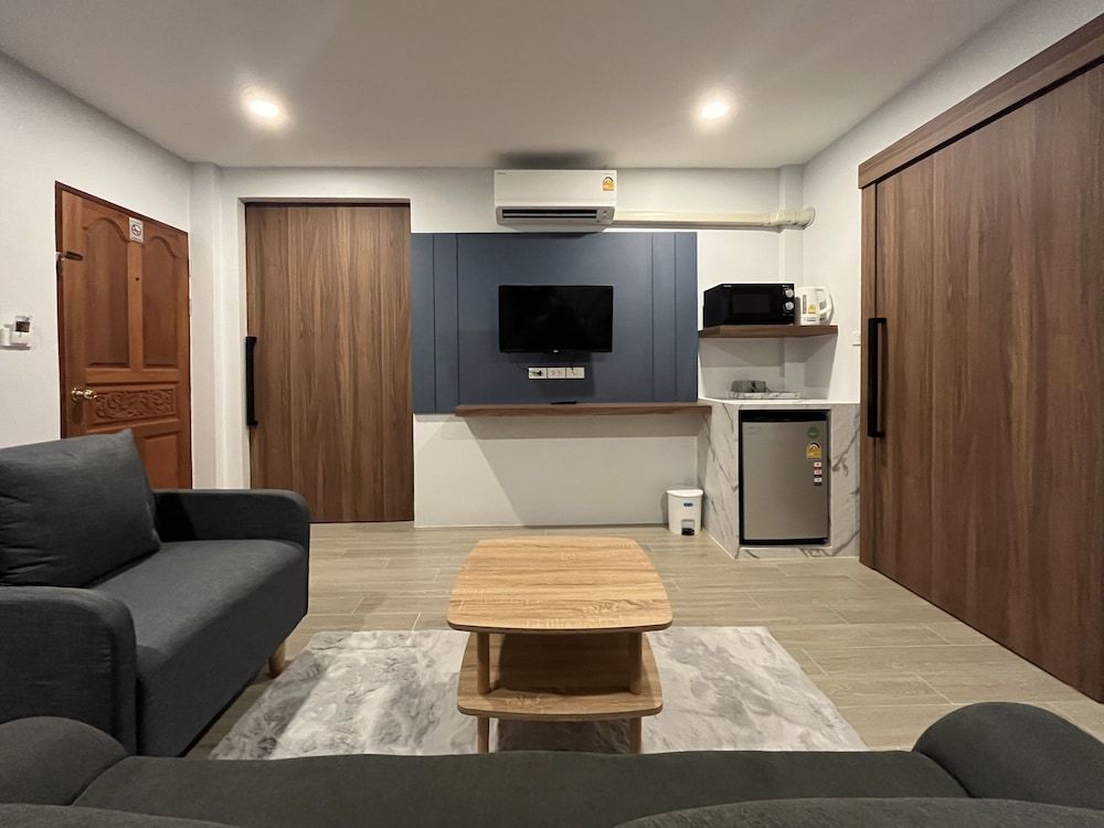 Rendezvous Oldtown Chiangmai Deluxe Quadruple Room, 1 Bedroom 8