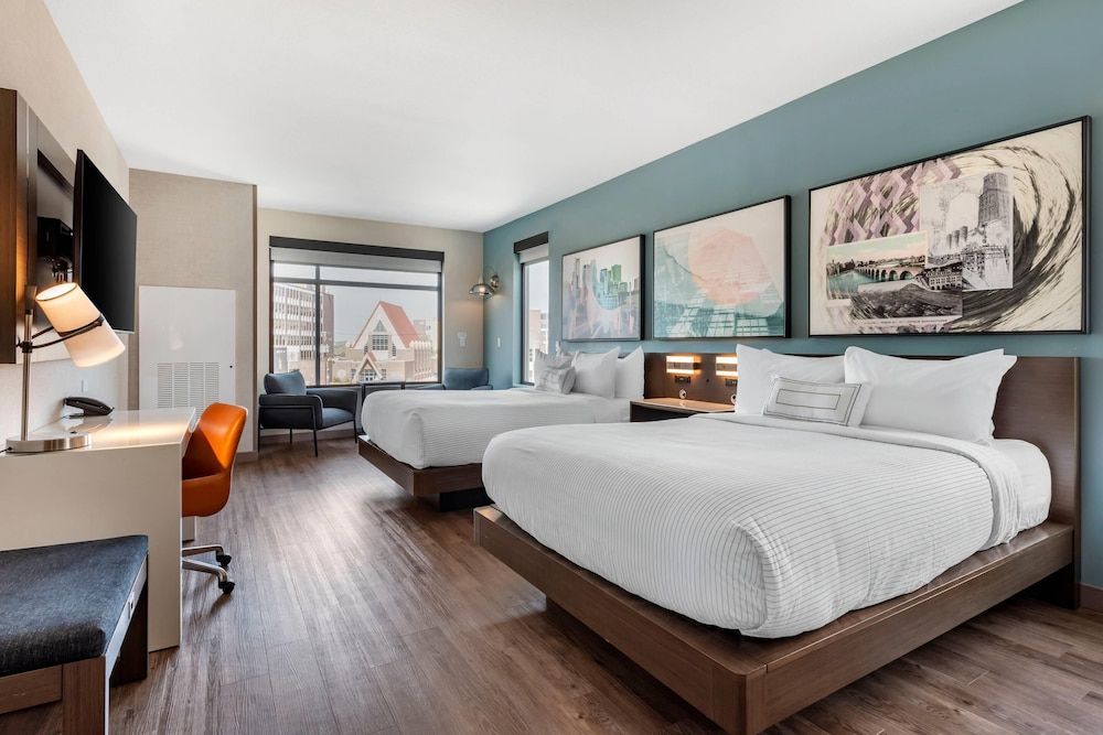 Cambria Hotel Minneapolis Downtown