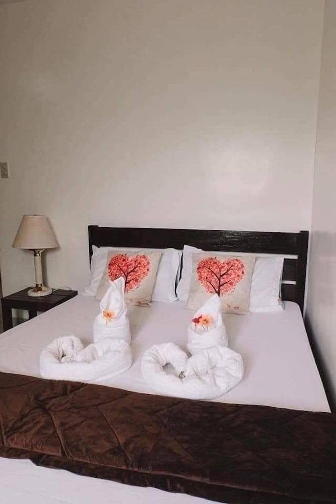 undefined Jodie's Place Transient House and Apartment 2