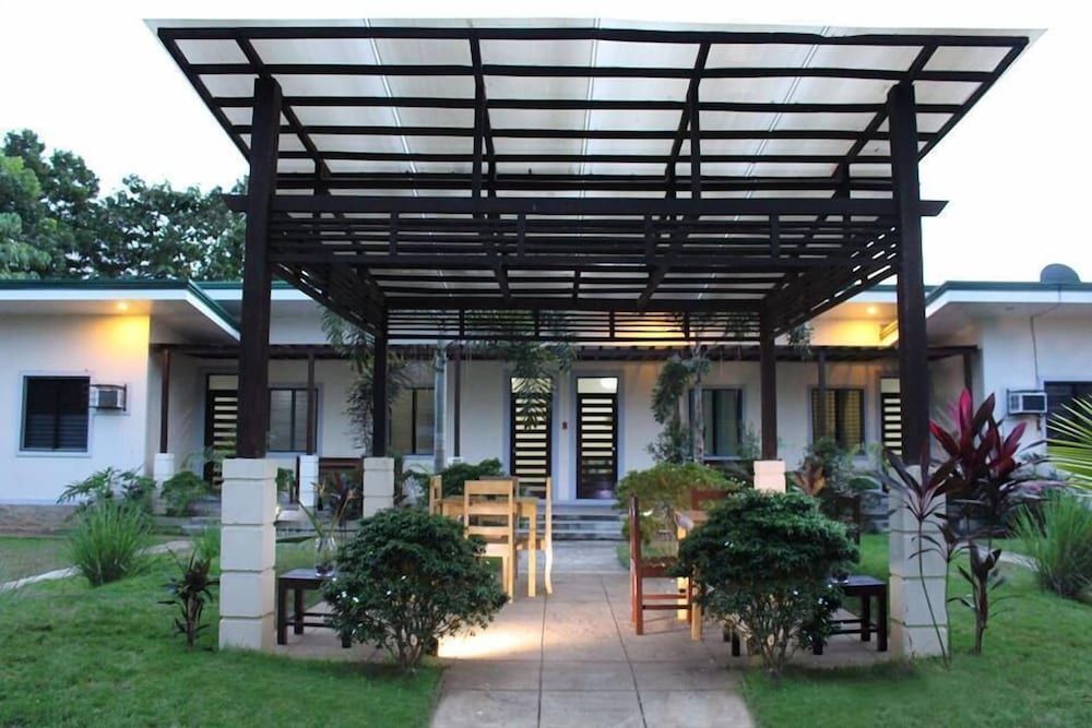 undefined Jodie's Place Transient House and Apartment 4