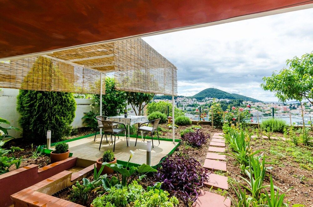 undefined Apartments & Room Lino 2