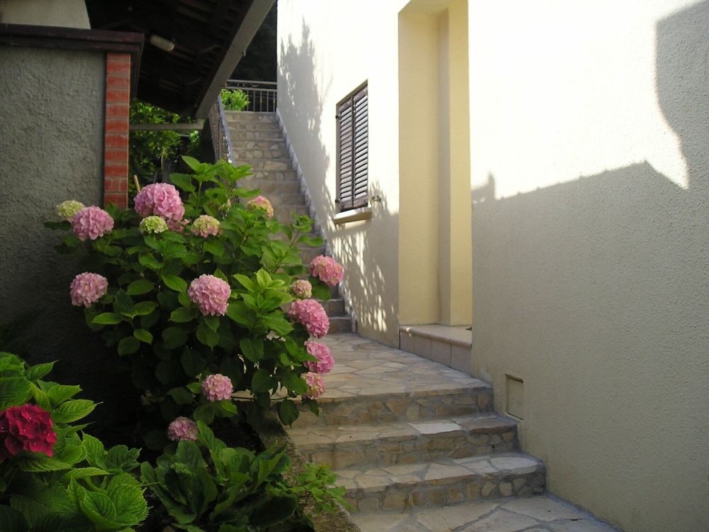 undefined Apartment Luka 2