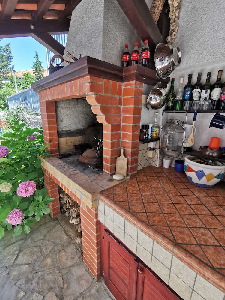 undefined Apartment Luka 4