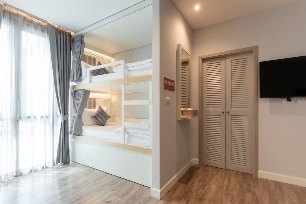 Jasmine Room 4 Beds
