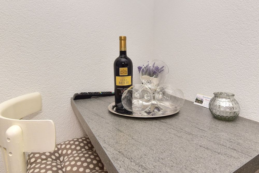 Apartments Bernarda Studio (A2) 17