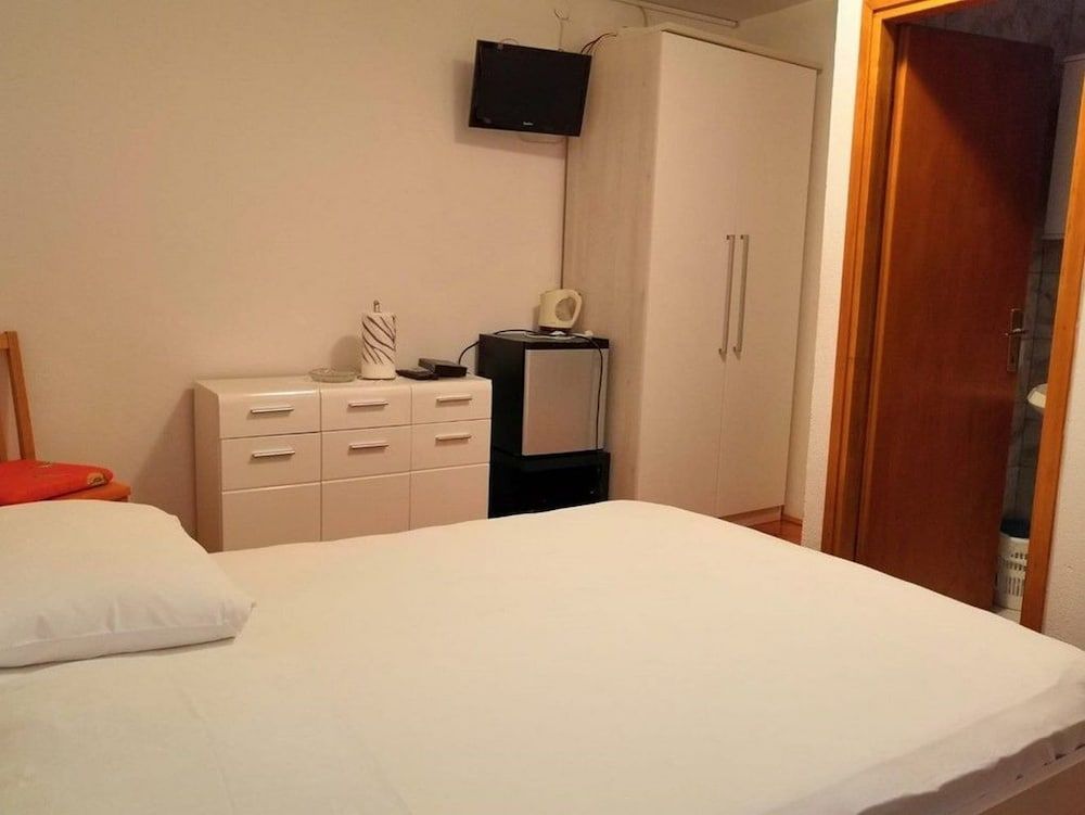 Apartment and Rooms Ruza Room (S1) 4