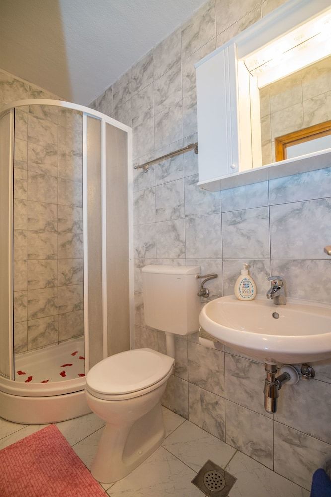 Apartment and Rooms Ruza Room (S2) 4