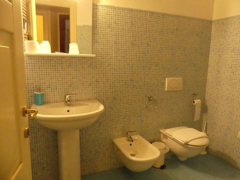 Beb 2000 Quadruple Room 4