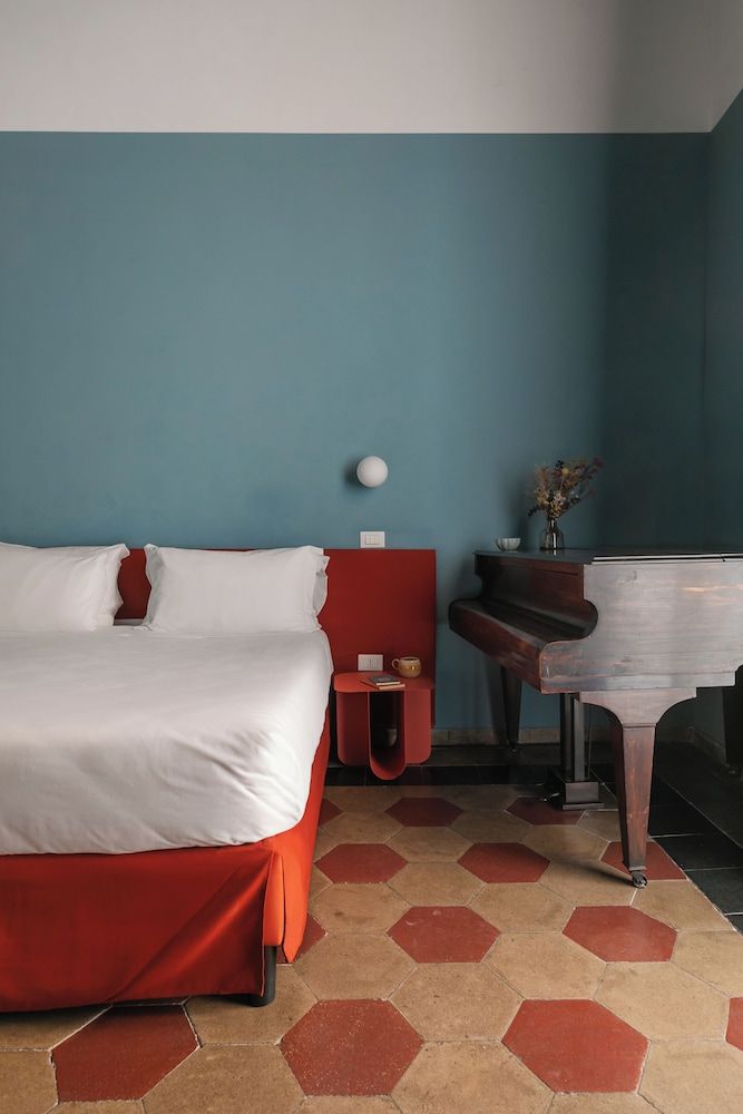 undefined Passepartout