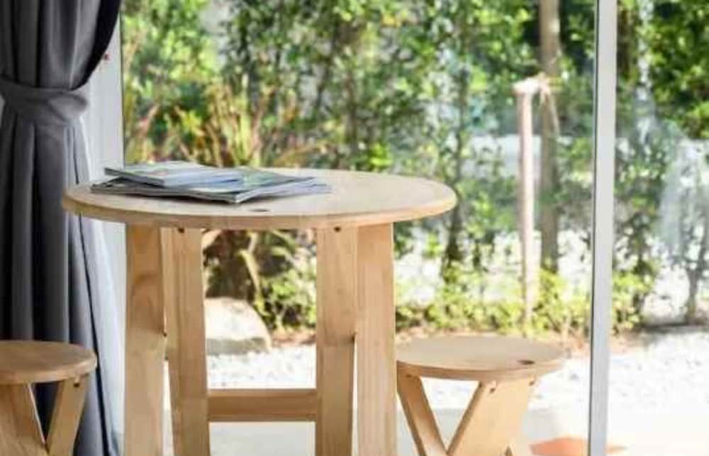 Loftpical Resort Twin Room 5