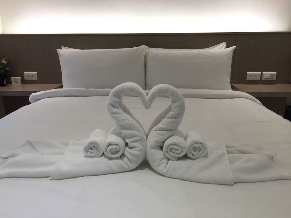 undefined Happiness Dot 5