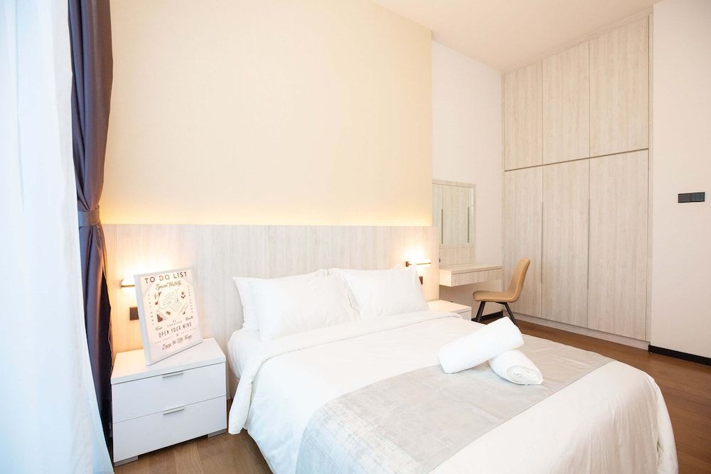 Opus Residences Deluxe Apartment, 1 Bedroom 3