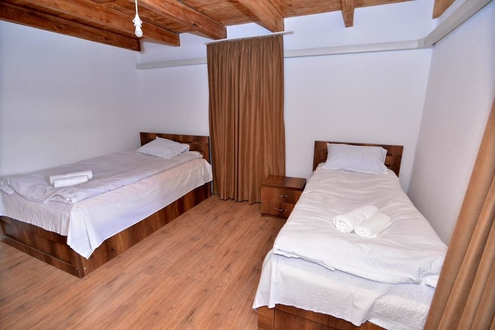 Triple Room, Multiple Beds, Garden View