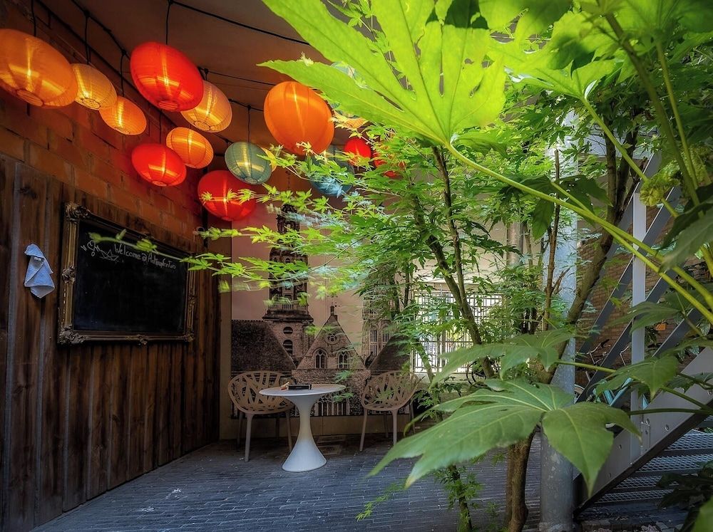 undefined Antwerp For Two Bed & Breakfast 4