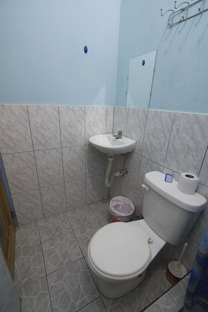 Hostal Alcazaba Triple Room 3