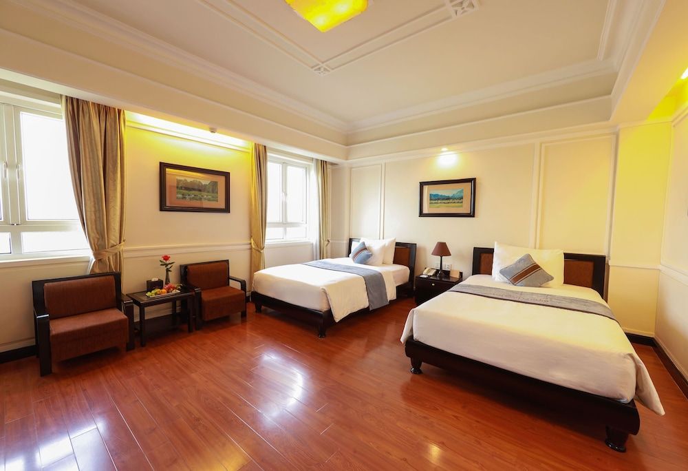 Deluxe Twin Room (French Wing)