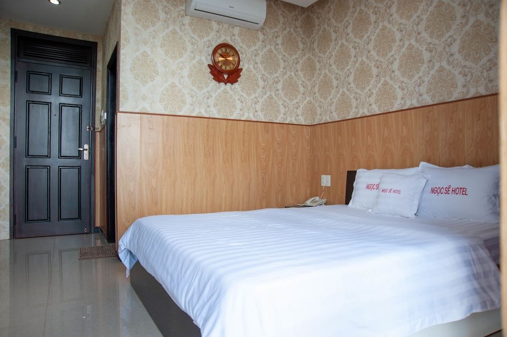 Ngoc Se Hotel Double Room 3