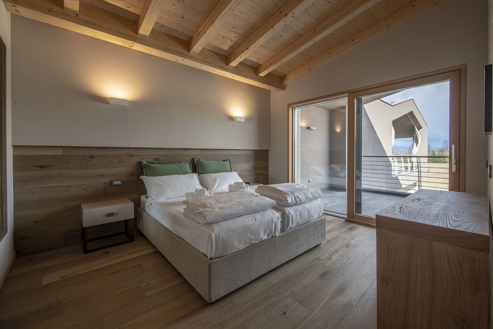 Cobue Wine Resort & SPA Standard Apartment, 1 Bedroom, Courtyard View 2