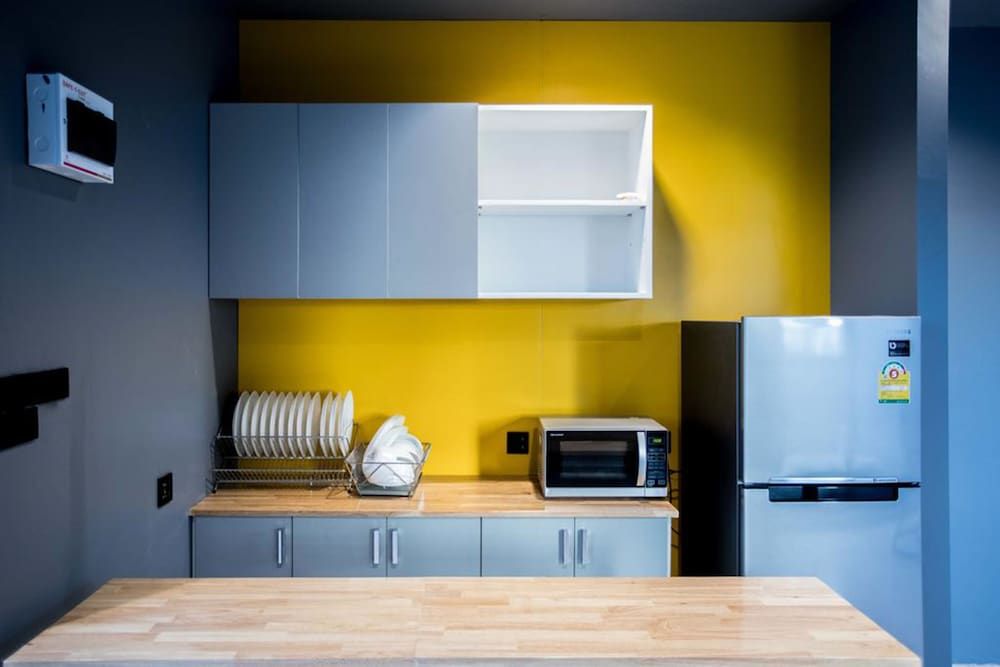 The CAPSULE by UnionSPACE - Adults Only Capsule with Shared Bathroom 7