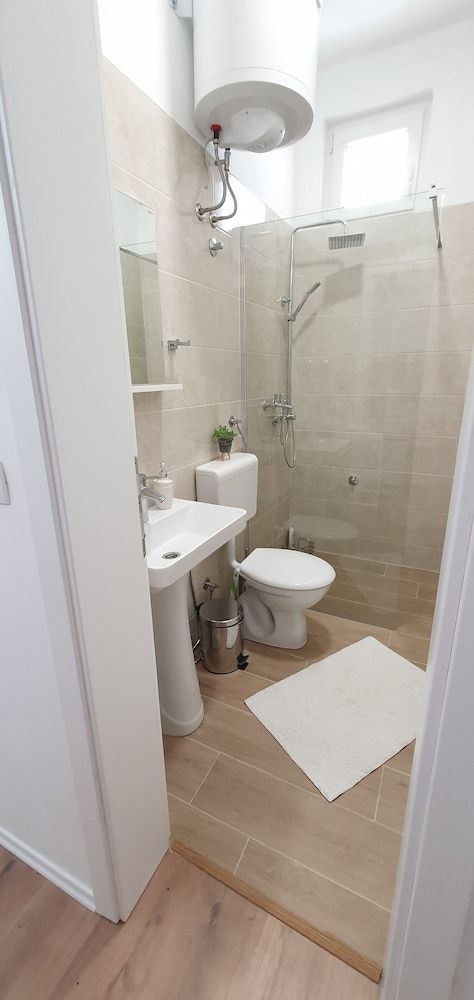 Happy Apartments Economy Studio 7