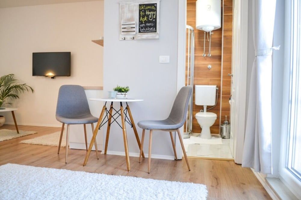 Happy Apartments Studio 6