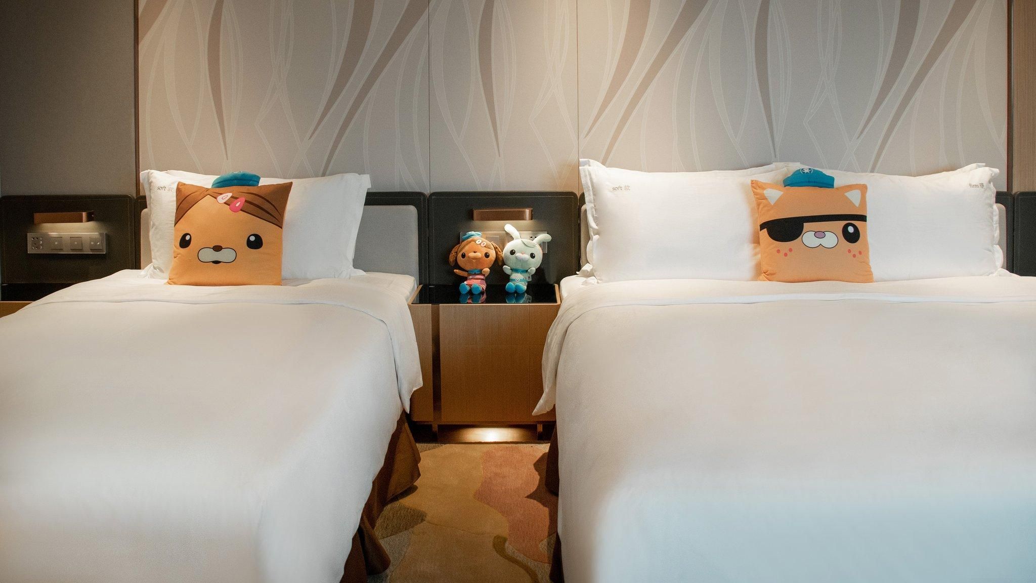 1 King 1 Double Suite