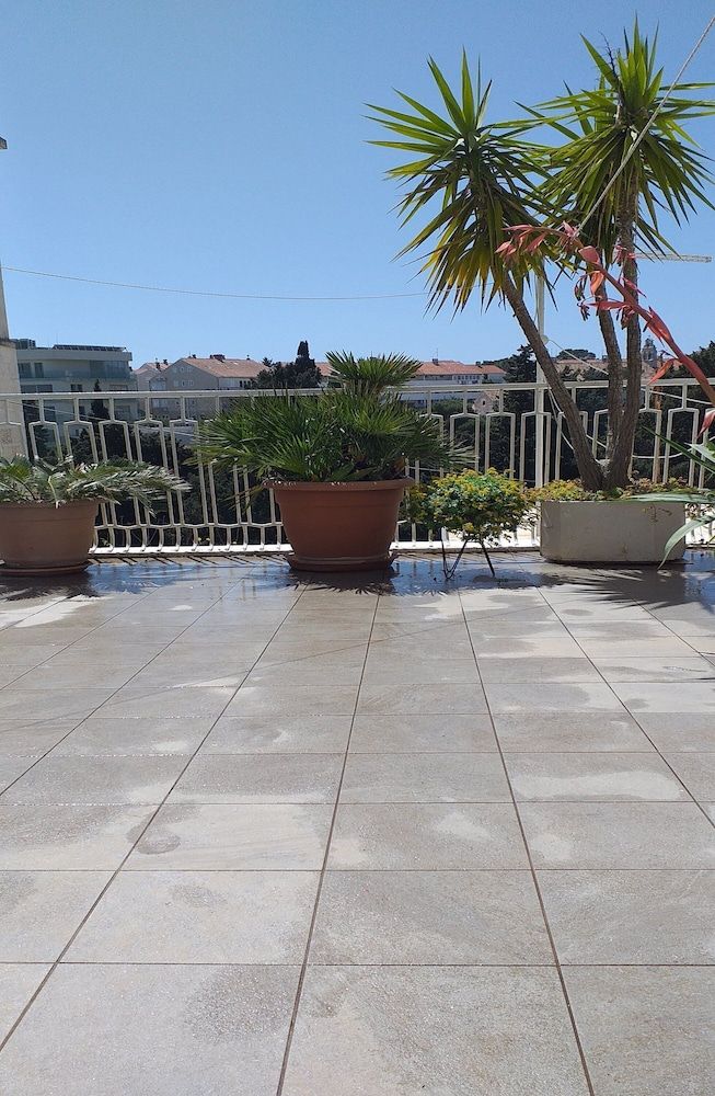 undefined Plavi Zal 8