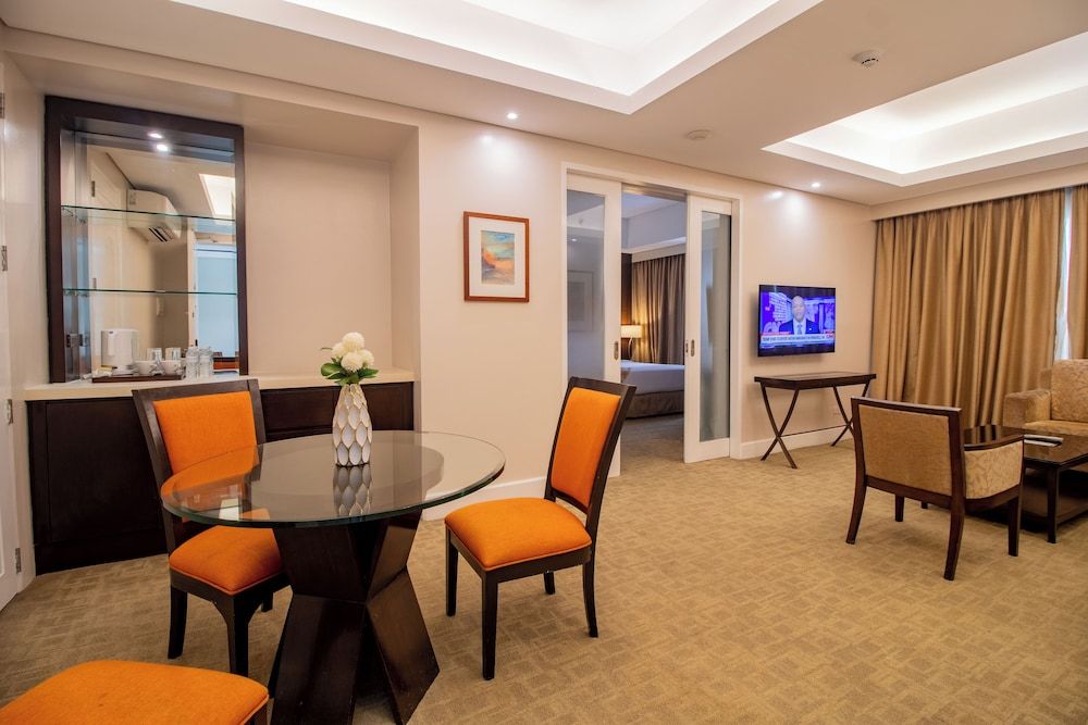 undefined Harolds Hotel CEBU