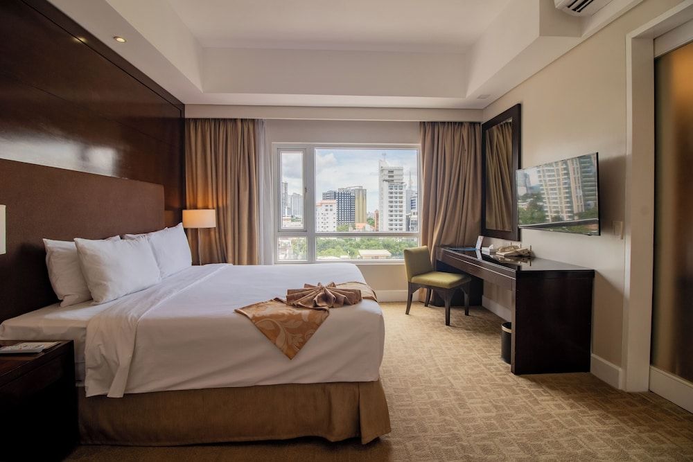 undefined Harolds Hotel CEBU 9