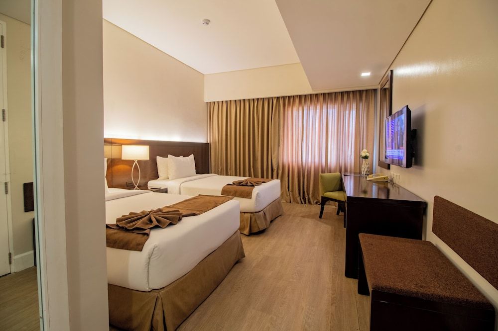 undefined Harolds Hotel CEBU 2