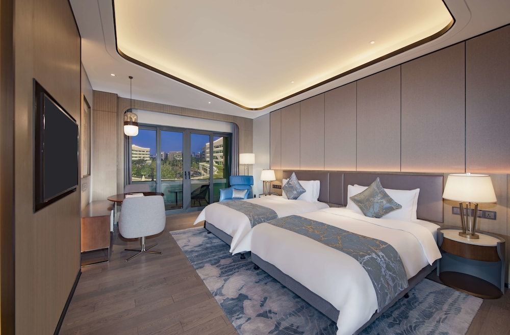 Business Twin Room with View